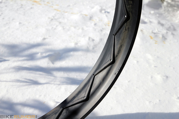 Exclusive: Kuroshiro Reinvents the Tubeless Wheel with their Incredible ensō685 Carbon Fat Bike Rim Exclusive: Kuroshiro Reinvents the Tubeless Wheel with their Incredible ensō685 Carbon Fat Bike Rim