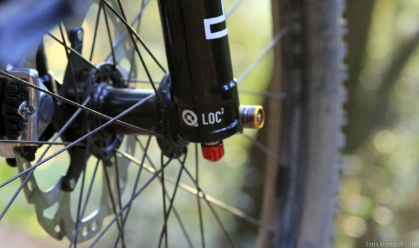 Suntour Auron Axle Mechanism