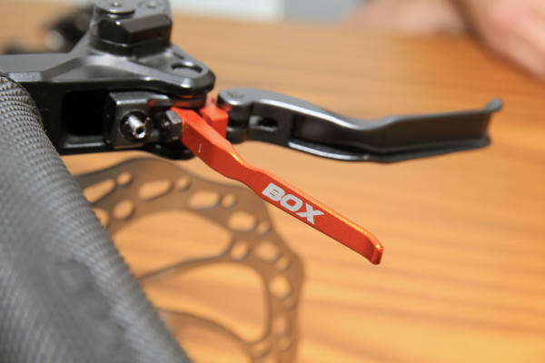 Taipei First Look: Box Component's Clever Irene Disc brake Lever, Plus New Derailleur, New 35mm Bars, and more Box Irene Lever Disc brake 35 bar stem derailler seatpost