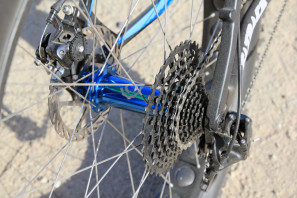 SOC14: FatBack's Corvus Fat bike Makes an appearance in Carbon Fatback Corvus fat bike carbon (4)