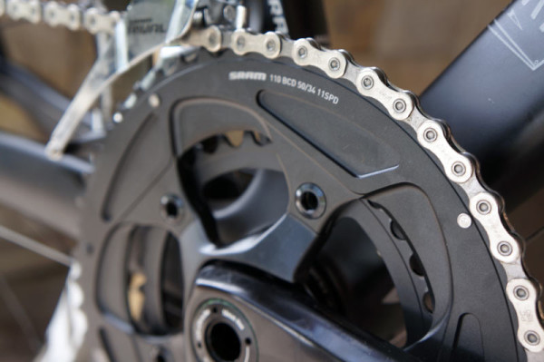 2015 SRAM Rival 22 road bike drivetrain group