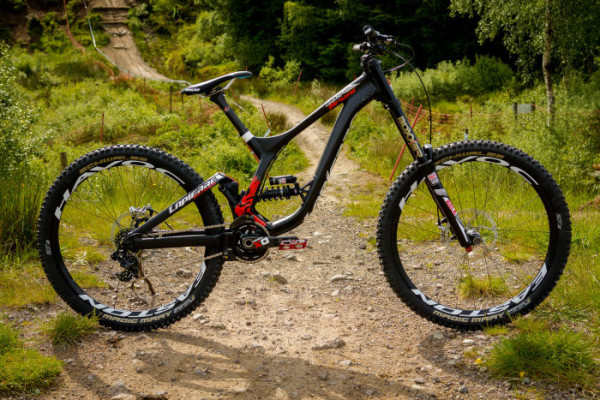 Lapierre DH Bike (2)
