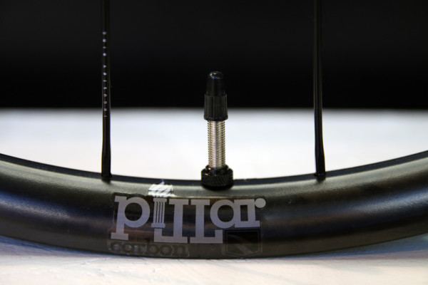 Industry 9 I9 carbon us made reynolds rim hookless boost 148 hub (19)