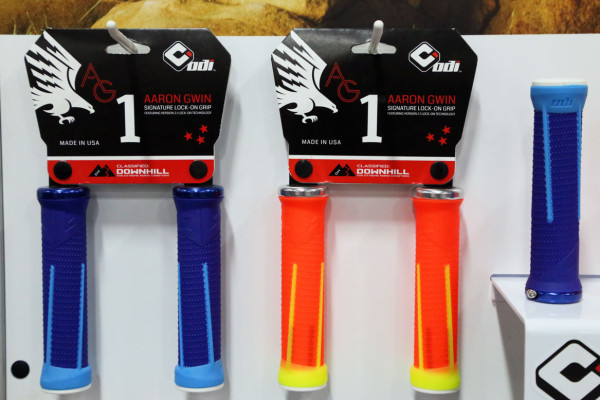 Aaron Gwin ODI Signature Edition Grips 2014_000