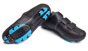 Rapha_Cross_shoes_Giro_Easton_carbon_sole_studio_bottom