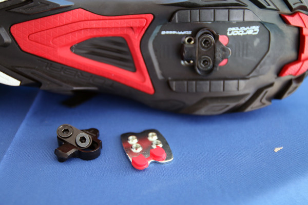 Shimano Torbal enduro shoes race pack sh-m200 sh-m163 sh-m089 (3)