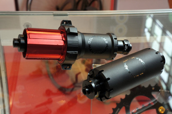 2015-woodman-hubs-and-titanium-pawl-ratchets01