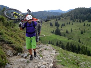 Bionicon_Edison_EVO_enduro_26inch_mountain_bike_sometimes_you_walk