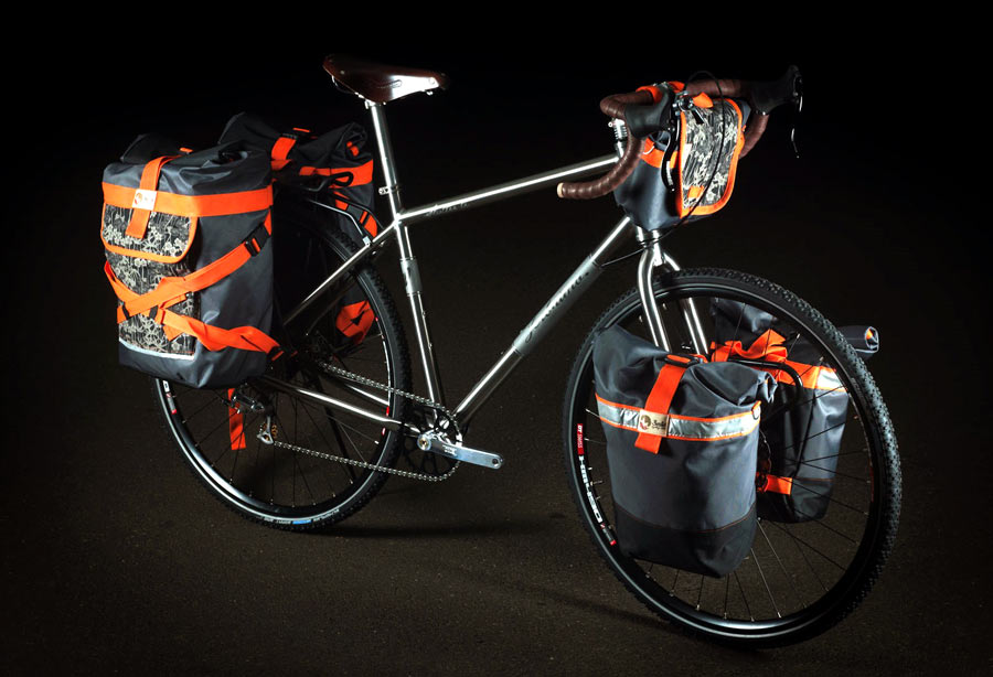Basho Cycling Club & Jerónimo Cycles Join To Blend Cotton & Titanium
