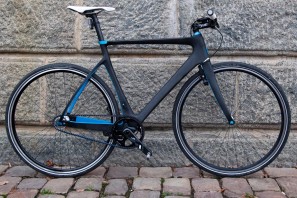 Fabike_flexible_adjustable_carbon_road_gravel_bike_gates-belt-drive_flat-bar_complete