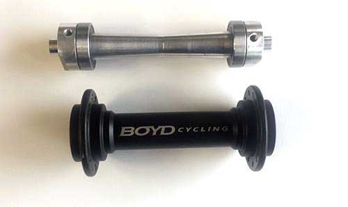 BOYD ETERNITY FRONT HUB AXLE NEXT TO SHELL