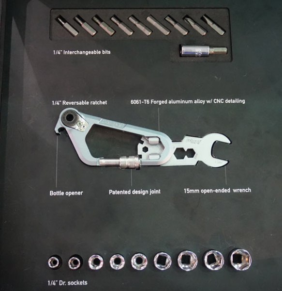 Woho WOKit carabiner multitool for cyclists and skateboarders