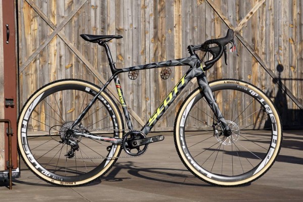 2016 Scott Addict CX 10 carbon fiber disc brake cyclocross bike