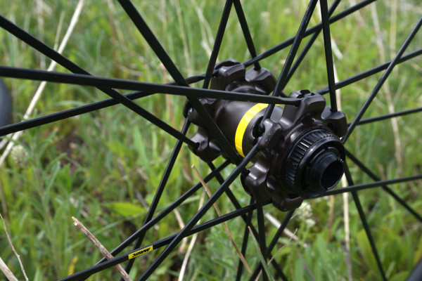 Mavic_Ksyrium_All-Road_Front_Disc_Hub