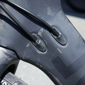 Rose-Bikes_X-Lite-CW_modular-cable-guide-detail