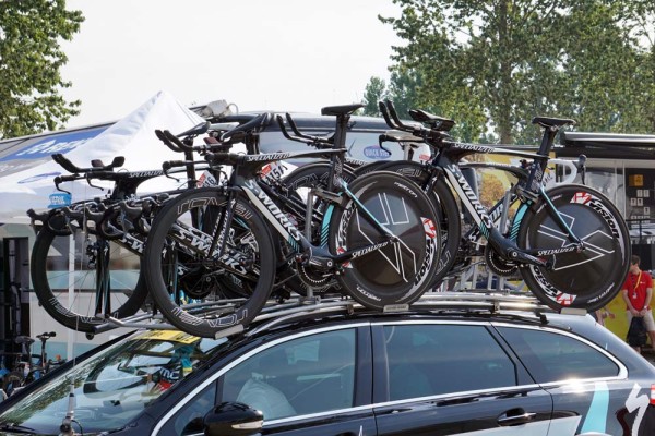 TDF2015-Etixx-Quickstep-Specialized-Shiv-TT-bike-01