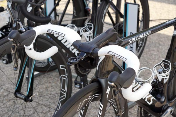 TDF2015-Etixx-Quickstep-Specialized-Venge-Mark-Cavendish-02