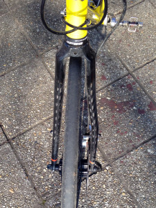 Genesis_Equilibrium-Disc-20_Reynolds-725-steel-all-road-gravel-bike_asymmetric-carbon-fork