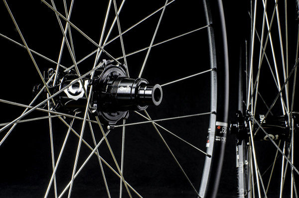 TRs_studio_black_rear