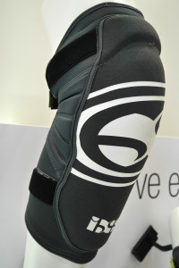 IXS_Carve-Evolution_soft-knee-pads