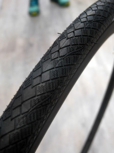 Vittoria_Rubino-Pro-Endurance_wet-cold-winter-tire_Graphene