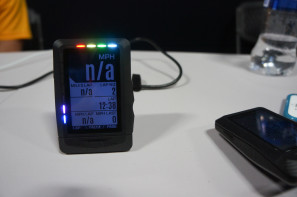 wahoo element gps cycling computer