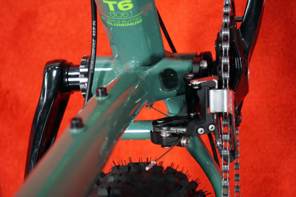 2016 Jamis Roughneck air-formed alloy fat bike