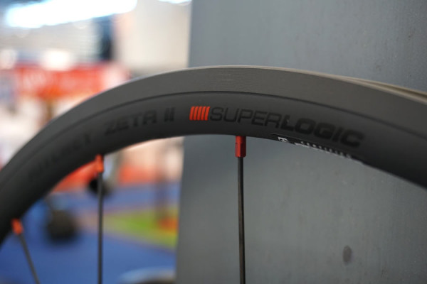 2016 Ritchey Superlogic Zeta alloy road bike wheelset with special brake track treatment and coating