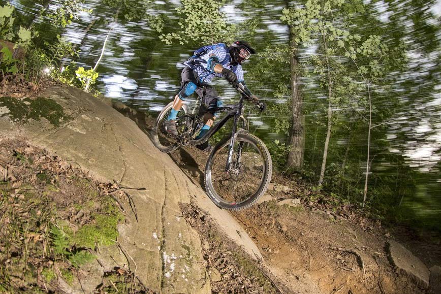 2016 SR Suntour Durolux R2C2 enduro mountain bike suspension fork ride review