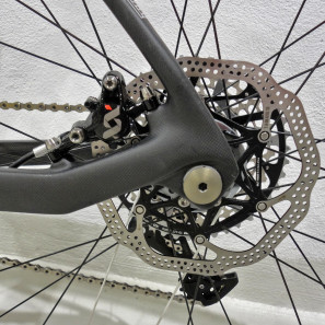 Konstructive_Iolite_29er_carbon-hardtail-mountain-bike_dropout