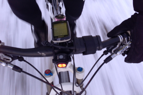 Lupine_Neo_helmet_mounted_single_LED_headlight_bar-mounted