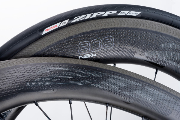Zipp-808-NSW-closeup