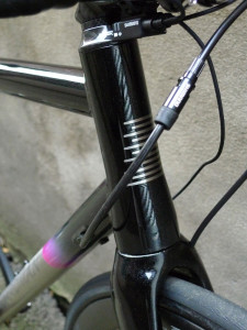 Boardman_SLR-Titanium-9-4_ti-disc-brake-endurance-road-bike_headtube