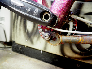 Ground-up_Eric_Baar_bike-polo_Love-Potion-2_02