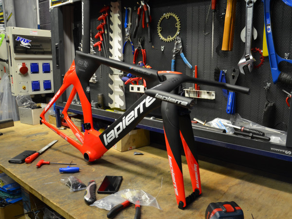 Lapierre_areo-time-trial-bike_atelier-lapierre-1---pauline-mougeot