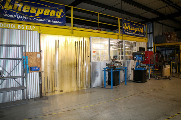 Litespeed titanium bicycle factory tour american bicycle group quintana roo_-117
