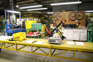 Litespeed titanium bicycle factory tour american bicycle group quintana roo_-63