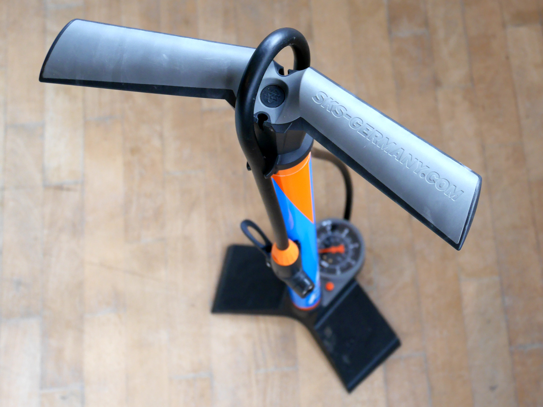 SKS-Twentyniner_high-volume-low-pressure-floor-pump_large-handle