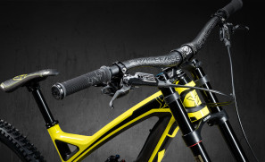 Tues_CF_Comp_Fallout_Yellow_Rawr-Lenker_web_b1