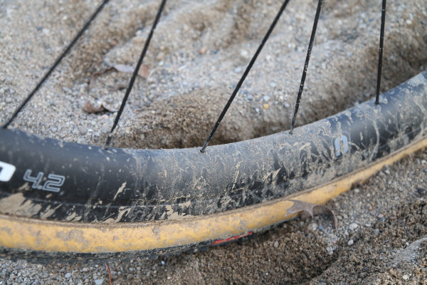 Xentis Squad XBL 4.2 Tubualr disc brake wheel review (21)