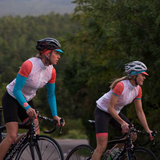 Queen-of-the-Mountains_Ventoux_race-jersey_gilet