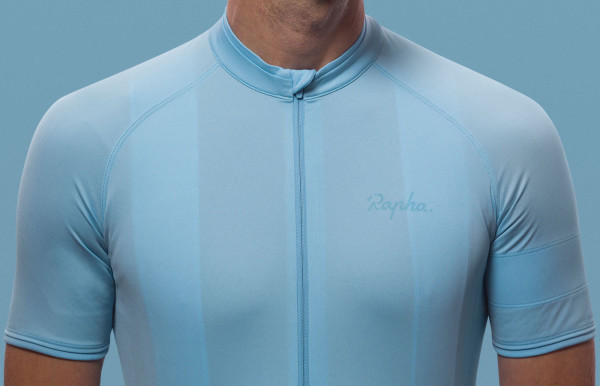 Rapha_Core-jersey_mens-light-blue_front