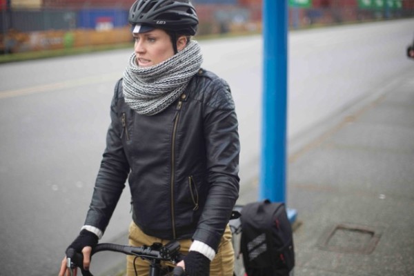 Two wheel gear, rider
