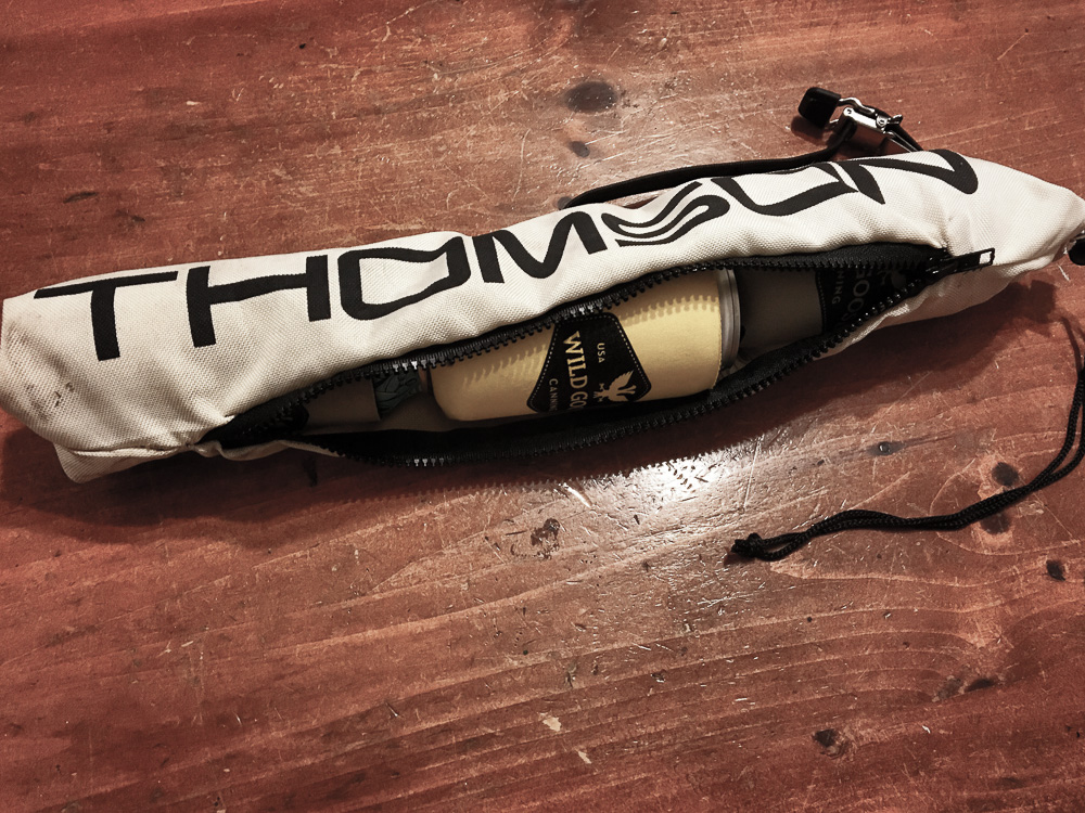 000 Roundups Thomson beer bag