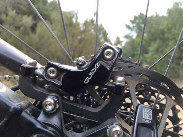2016-SRAM-Guide-RSC-brake-caliper01