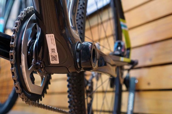 2017-Focus-Mares-CX-Carbon-Rival-cyclocross-bike14