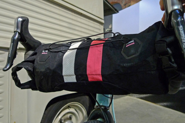 BFS_Rapha+Apidura_Brevet-handlebar-pack-front