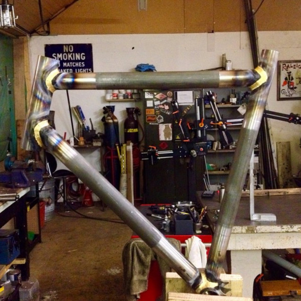 Demon-Frameworks_Tom-Warmerdam_04_small-frame