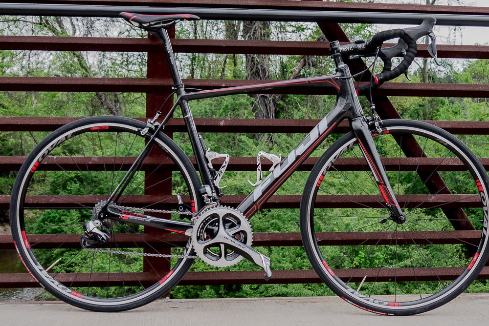Review: Featherweight Fuji SL 1.3 floats like a butterfly, but only the competition will feel the sting