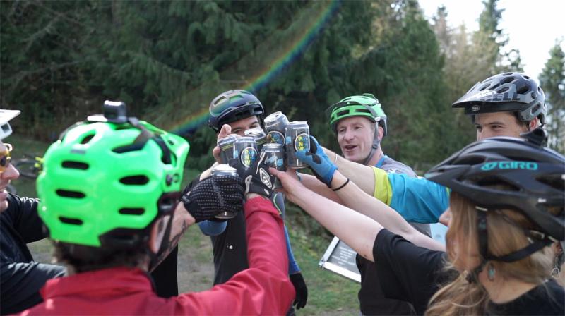 Beer Roundup: Transition Bikes “Party iN the Woods IPA, Thomson insulated beer bag & more!